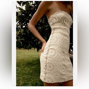 Zara Strapless Crochet
Dress Boho Ecru with Multi Color
Embroidered Trim Small